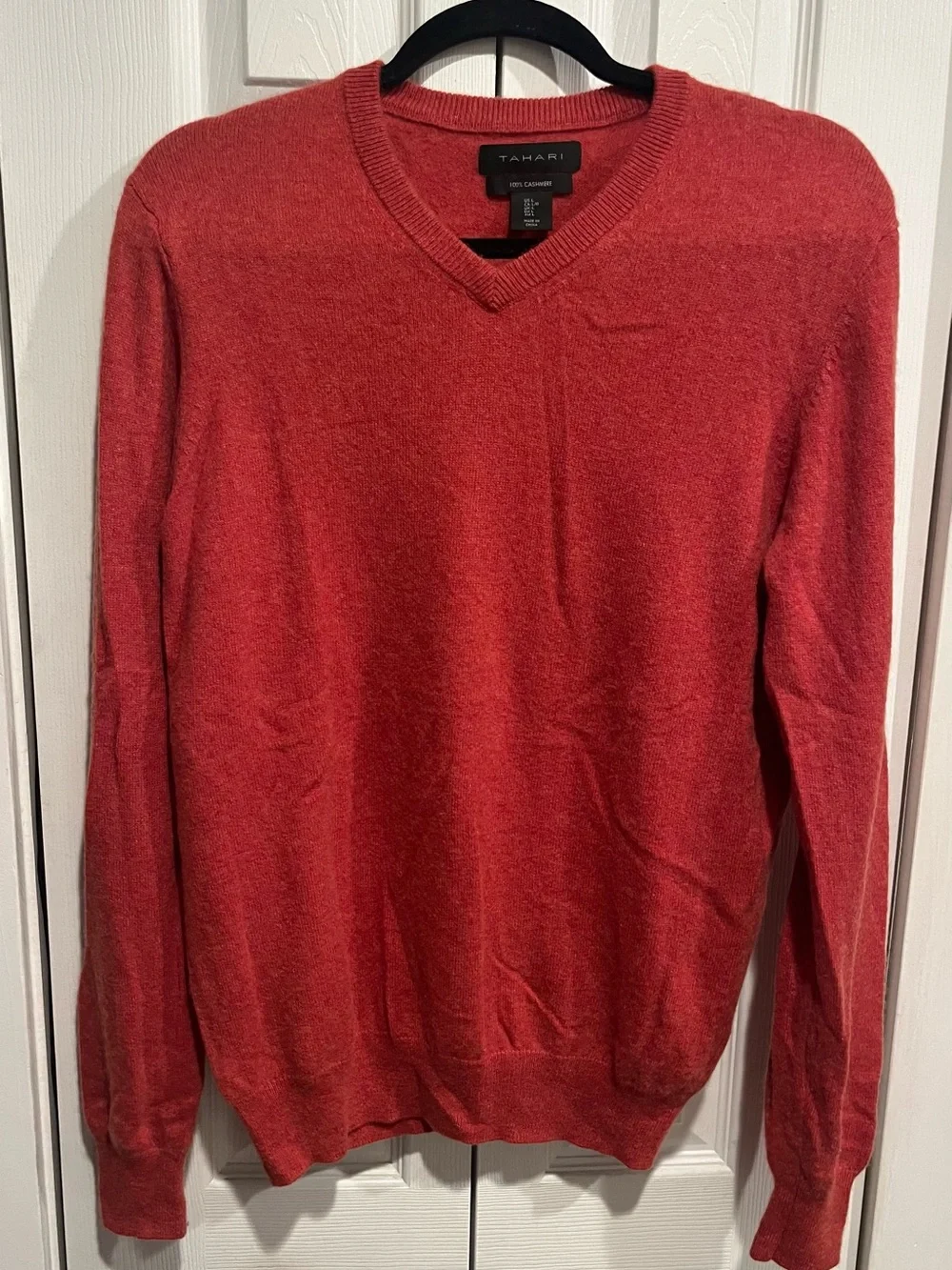 Tahari womens v neck Coral-Red V-Neck Sweater Sz L